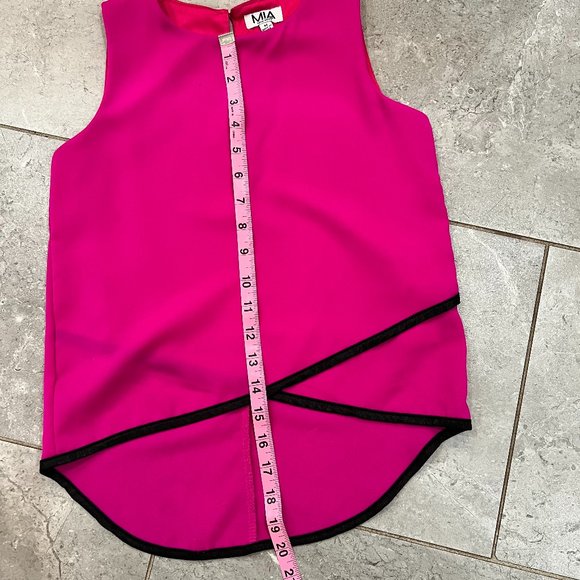 Mia girls fuchsia top, black trip, girls size M - Picture 5 of 5